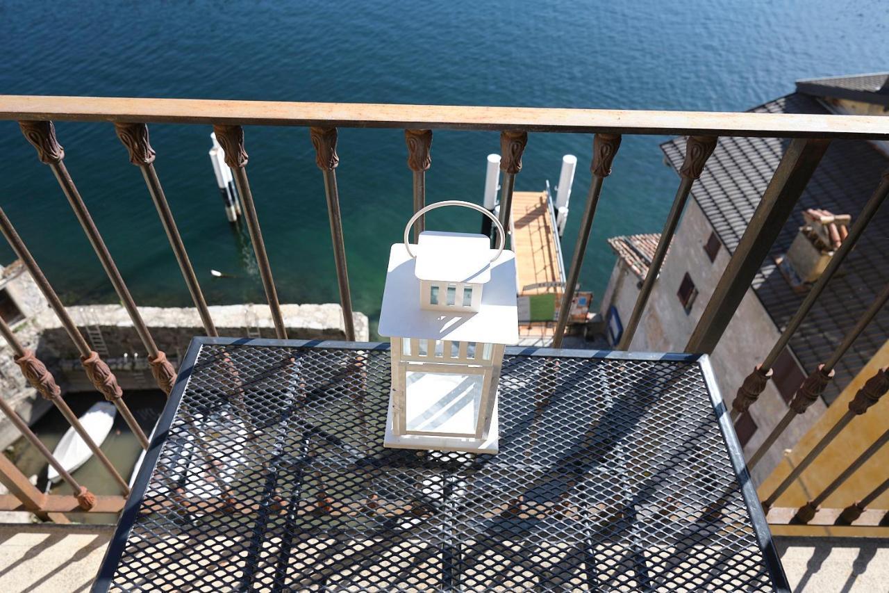 Cozy Suites On The Lake - The House Of Travelers Brienno Esterno foto