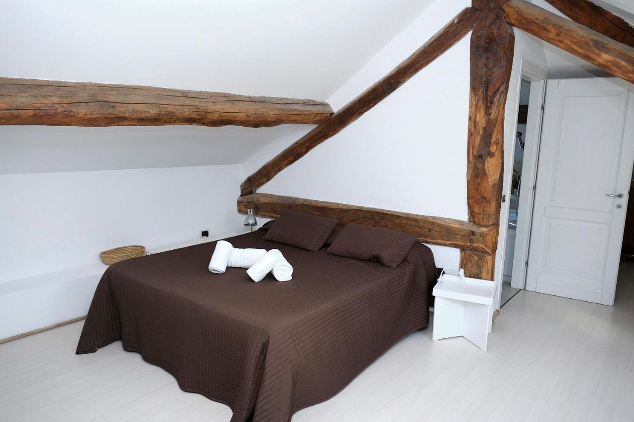 Cozy Suites On The Lake - The House Of Travelers Brienno Esterno foto