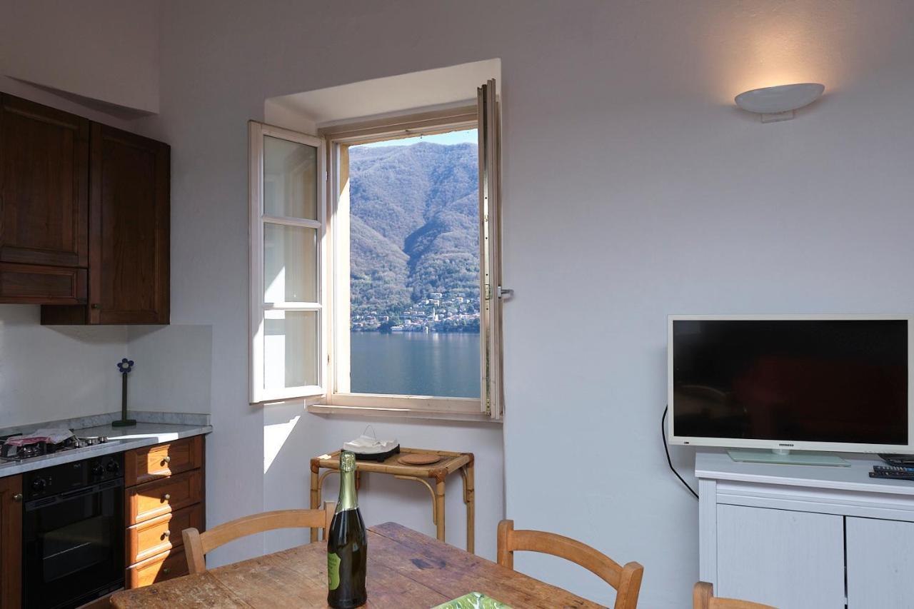 Cozy Suites On The Lake - The House Of Travelers Brienno Esterno foto