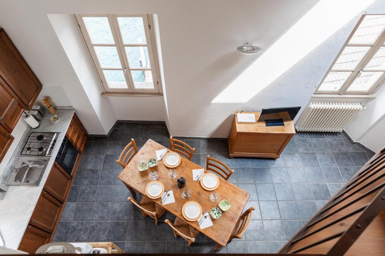 Cozy Suites On The Lake - The House Of Travelers Brienno Esterno foto